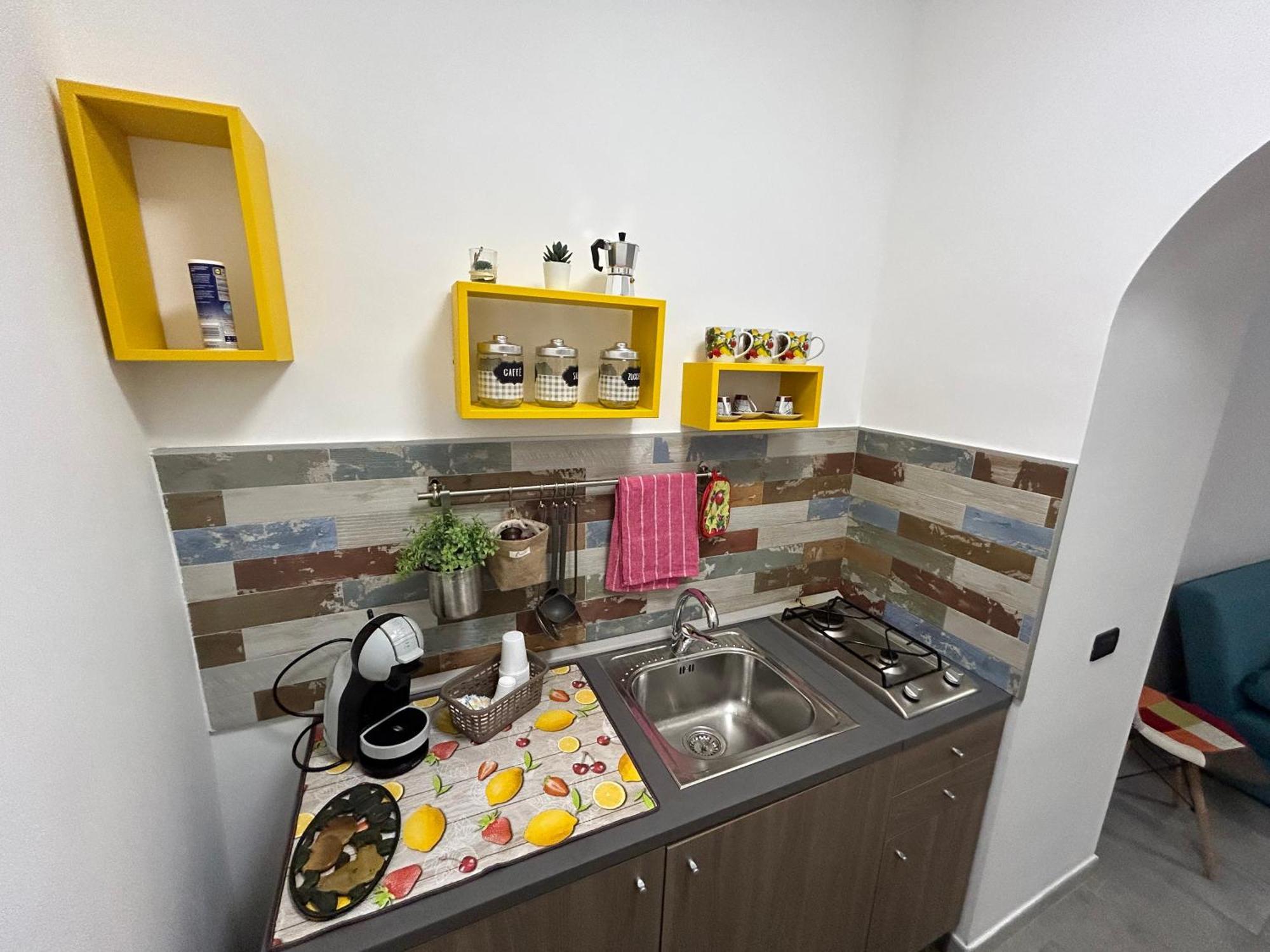 Ciccio'S House Apartment ปาแลร์โม ภายนอก รูปภาพ