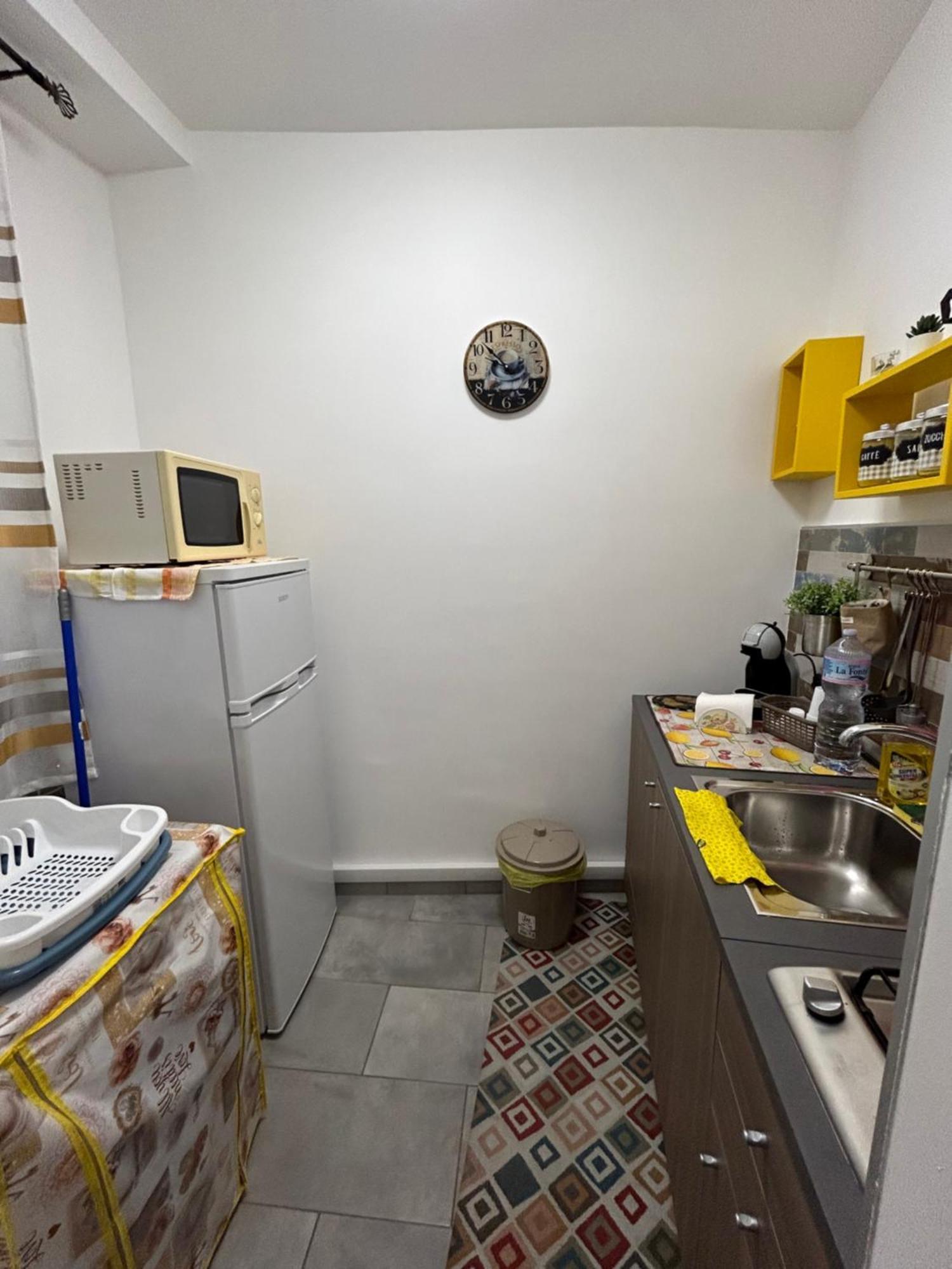 Ciccio'S House Apartment ปาแลร์โม ภายนอก รูปภาพ