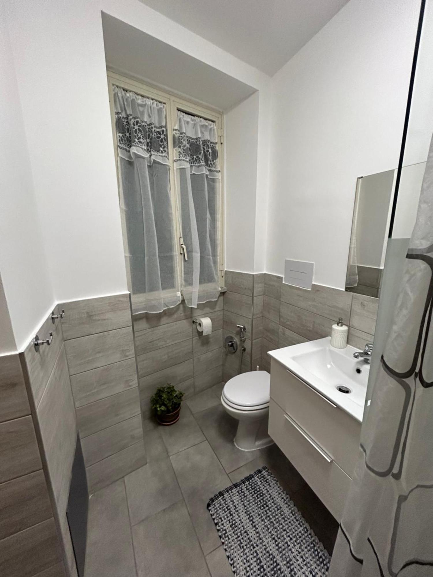 Ciccio'S House Apartment ปาแลร์โม ภายนอก รูปภาพ